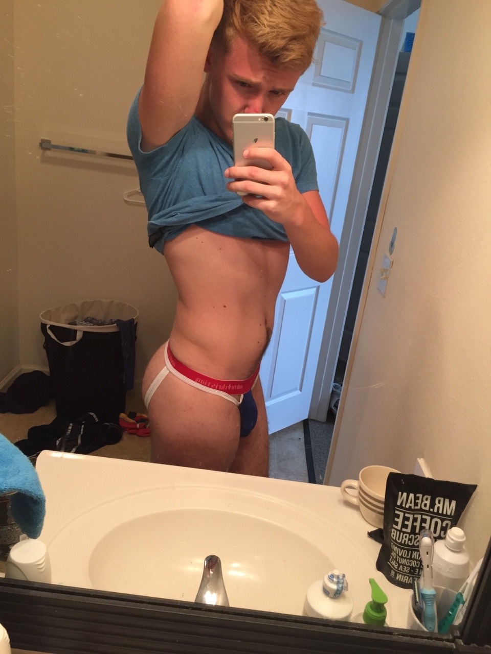onceazombie:  Yeah. So I got new underwear today. 😎 