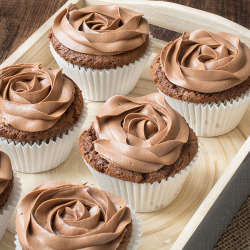 lustingfood:  Easy Nutella Cupcakes