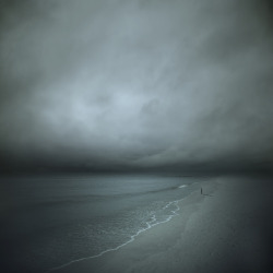 lovequotesrus:  Photo by Philip McKay, Staring