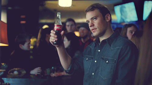 yklila:  [Coca-Cola Zero ohne Zucker Werbung 2016 mit Manuel Neuer] 