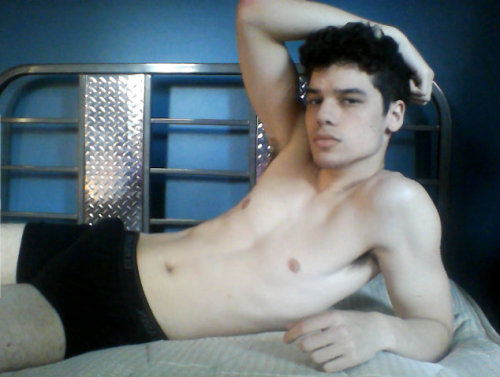 betomartinez:  Beto’s Corner  http://betomartinez.tumblr.com/