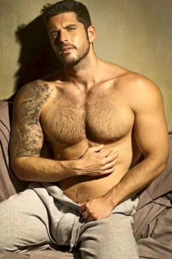 hairynmuscleman:  Hairy’n’Muscle Manthe hottest menhttp://hairynmuscleman.tumblr.com/