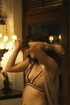 Sex theculture:Tessa Ia as Sofia Conesa in Narcos: pictures