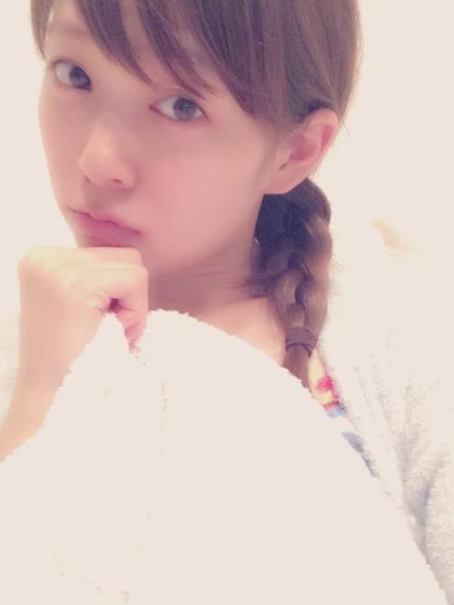 namba84:  渡辺美優紀 (@miyukiofficial9)2015/07/10 0:52ちゃぷちゃぷしてきます️❤️笑 I’m off to take a bath❤️lol pic.twitter.com/GYJm36tOao