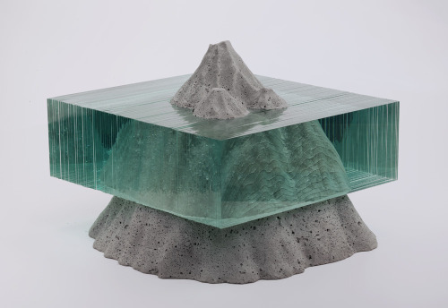 homelimag:  ‘Broken Liquid’ Glass and Concrete Sculptures by Ben Young via Homeli.co.uk 