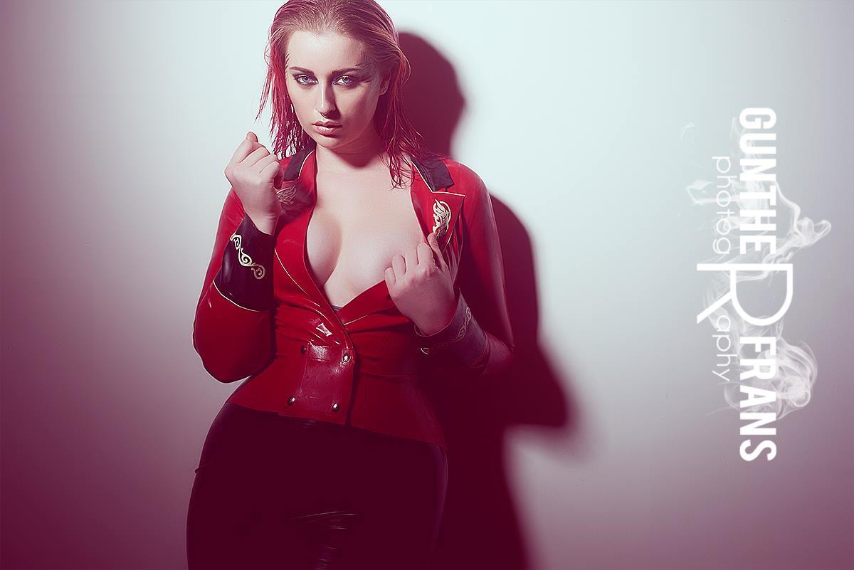 necianavine:  Necia Navine by Gunther Frans Make-up and hair by Sandrine CoutelierLatex