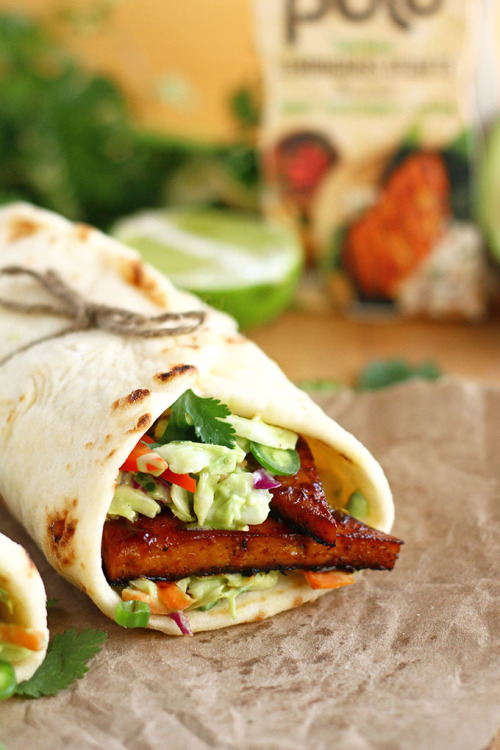 veganrecipecollection: (via Marinated Tofu Naan Wraps with Avocado Lime Slaw » I LOVE VEGAN)