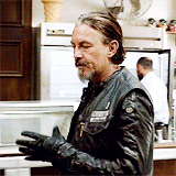 taratellerknowles:  chibs in every episode∟ 6.13 "a mother's work"  