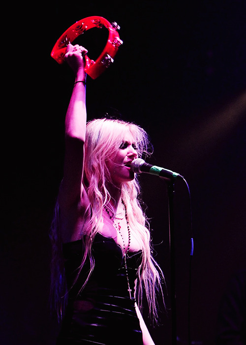 Hard Rock Girl