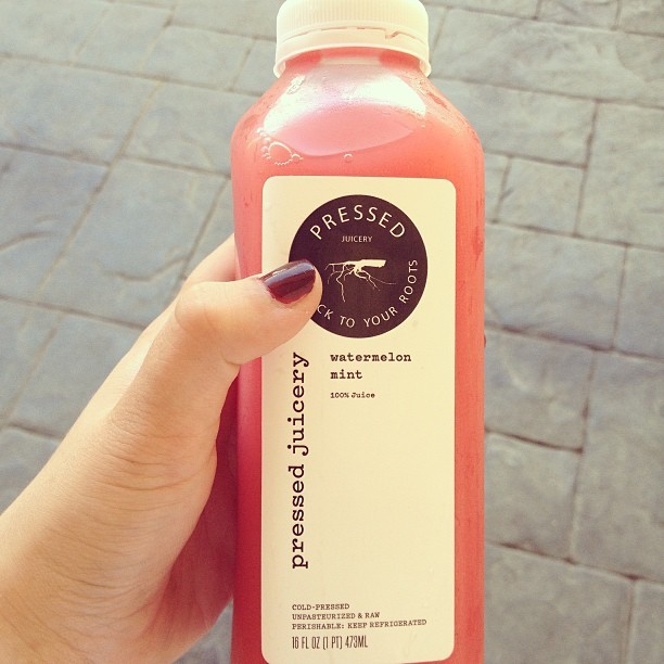 lust-bambi:  melonbrey:  pressed juice&lt;3 organic blog☀ organic blog☀ ☆゜・。。♡・゜✧･ﾟ｡.*: