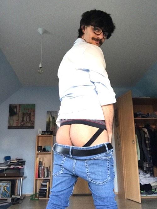 I’m wearing my jockstrap outside and you know what that means&hellip;&hellip;.I’M VISITING MY BOYFRI