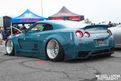 stancenation:  Godzilla looking mighty fine. // http://wp.me/pQOO9-iPB