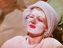 XXX classicland:  Reasons why I love Rita Hayworth…this. photo
