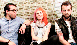im-a-paramonster:anklebitters:Congratulations! Paramore won their first Grammy Award for “Best Rock Song” with Ain’t it Fun.THANK U LORD