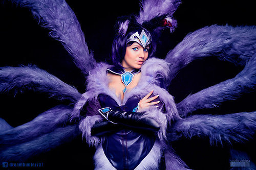 geek-girls-and-cosplay:  Geeks, Girls & Cosplay 