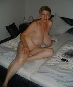 amatuerbbwandmatures:  tumblr batch upload bloadr.com (FB)  oh gramma what big titties you have