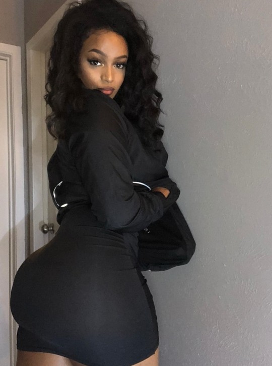 kingjazziedad:  DeliciouslySexy. Curvy. BootiDelicious Mami.Ms ‘Sweet & Gorgeous. Ely. IVY  ❤️❤️❤️