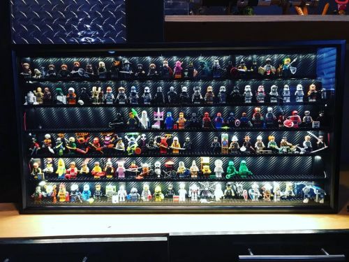 Custom LEGO Minifig display case!..A personal project 3 weeks in the making. This case was built fro