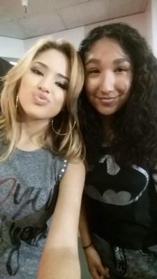 jasminev-news:  October 11th: Jasmine with a fan at Macy’s in San Antonio 