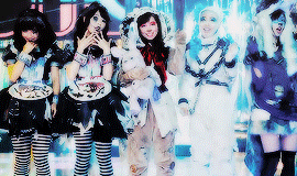 XXX 48age: AKB48 41st single - Halloween Night photo