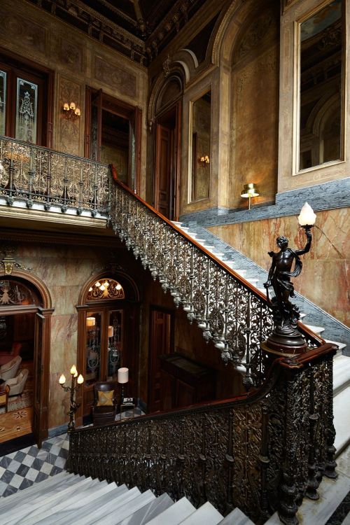 georgianadesign: Soho House, Istanbul. Tim Evan Cook photo in Conde Nast Traveller. 