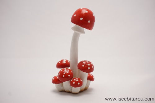 iseebitarou:  Mushrooms Ballpoint pen 