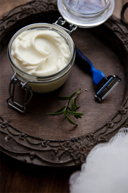 allthateverwasorwillbe:  Rosemary Mint Shave Cream 1/3 cup shea butter (72.67 grams)1/3 cup virgin coconut oil (72.05 grams)&frac14; cup jojoba or sweet almond oil (54.88 grams)10 drops rosemary essential oil3-5 drops peppermint essential oilIn a small