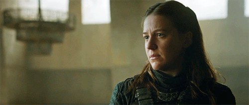 ice-fire-and-thrones:  Daenerys Targaryen and Asha/Yara Greyjoy in Meereen (S6E9