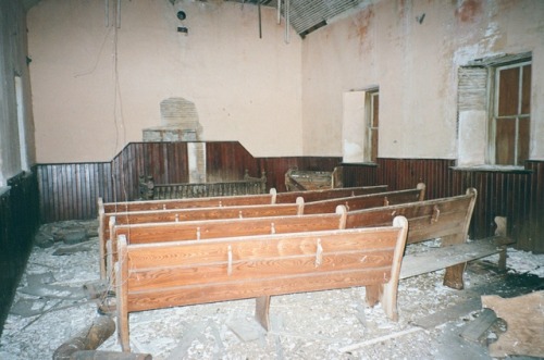 daisygraves:abandoned church