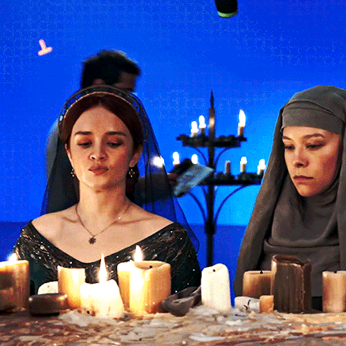 OLIVIA COOKE And EMMA D'ARCY Behind The Scenes Of House Of The Dragon S2E3