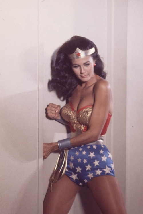 oldschoolbeauties: Lynda Carter, 1970s