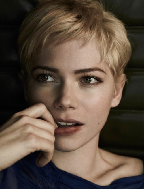 Michelle Williams being perfect.