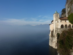 nowhere-instead-blog-blog:Santa Caterina del Sasso - Lago Maggiore