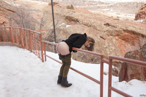 Hilary Craig At Red Rocks - 73 pics @ www.zishy.com. adult photos