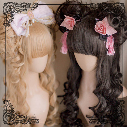 pastelbat:  I want to recommend a wigstore for you guys it’s called Dreamholic and it’s a new started store! Their wigs have amazing quality! My wig from them is one of the best quality wigs i have ever had and it’s super soft yet still not too