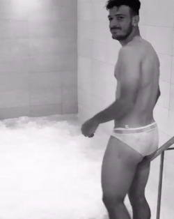 Hotfamousmen:    Alessandro Florenzi  