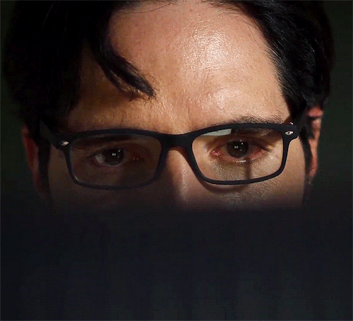 David Dastmalchian As James Lewis In Teacher (2019).