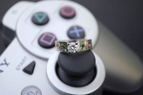 brispeak:Nerd wedding rings :D