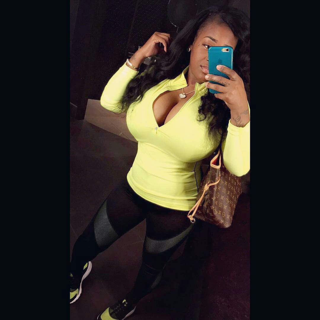 damack229: bruh-in-law:  Moski  The one with the juggs  What is her IG? 