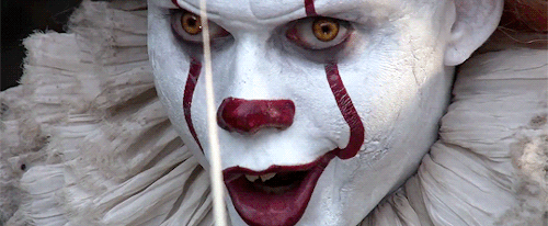 fine-lets-fuck-the-clown:beverlysmarsh:Bill Skarsgård as Pennywise the Dancing Clown | Pennywise Liv