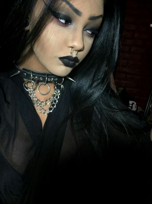 Some Black Goths For Ya 