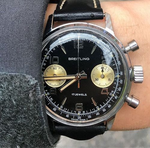 Loving the gold patina developing on this Breitling via Instagram 1025vintage.com