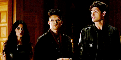 alecslitewood: #the moment everyone wondered ‘where the fuck did you go?’ #take us 