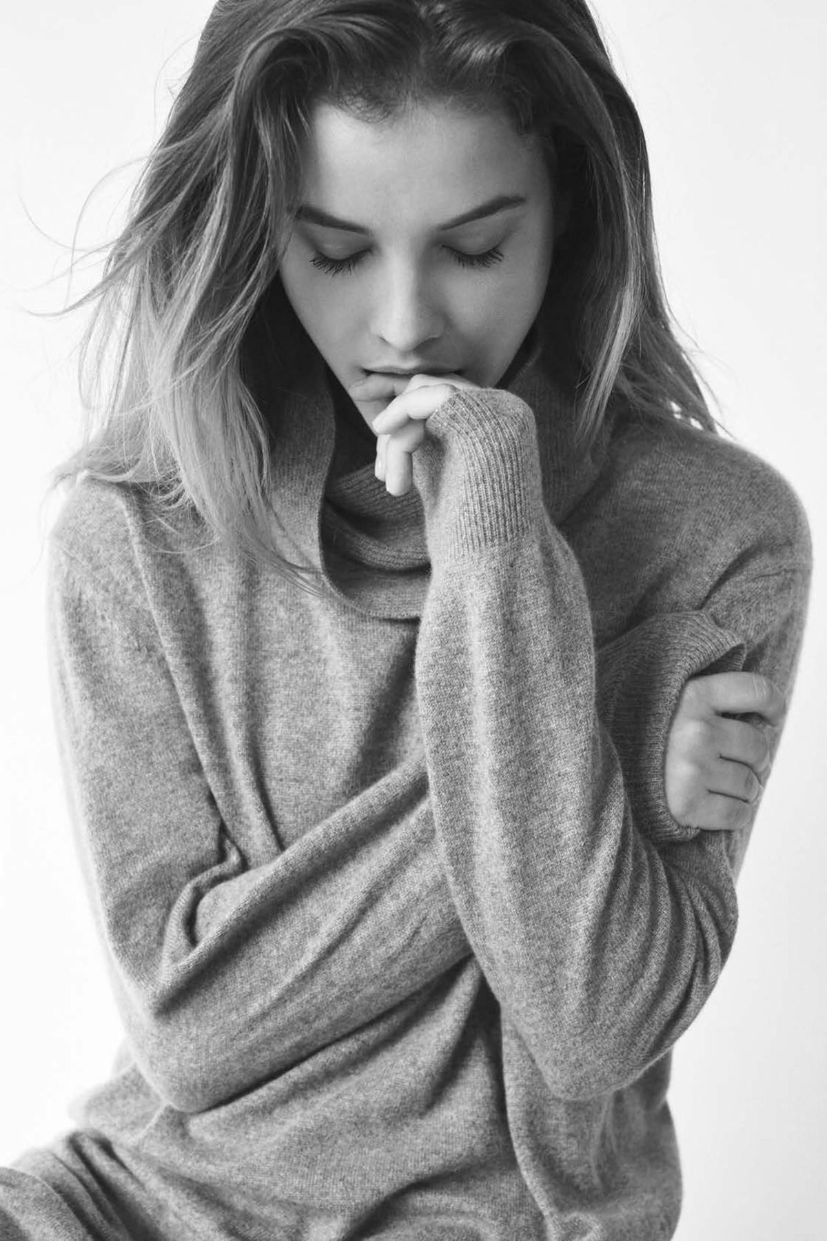 senyahearts:  Barbara Palvin by Krisztián Éder for Elle Hungary, October 2015 
