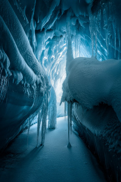 earthporn-org:Hidden Underworld. The Turner Glacier in Baffin Island, Canada - Photo by Artur Stanisz