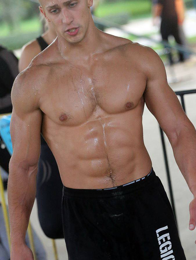 serbian-muscle-men:  Serbian powerlifter Milan 