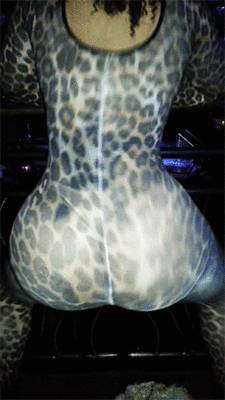Thickbootytoodamnbig:  Online Adult Dvd Rentals Http://Bit.ly/18Hbz8P | Live Webcam