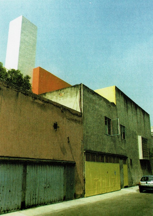 unavidamoderna: Vista desde la calle, Casa Barragán, calle General F. Ramírez 14, Tacu