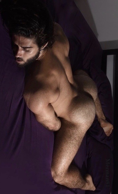 thehairyass: