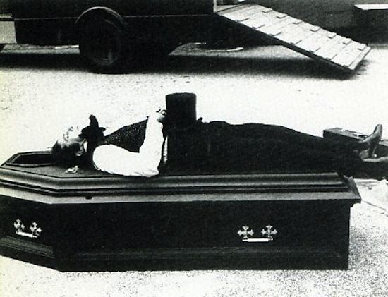 torontocrow:  Vincent Price relaxes on the set of The Tomb Of Ligeia (1964) 